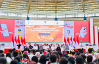 Pelaku UMKM di Tanah Papua Terima NIB dari Presiden Jokowi
